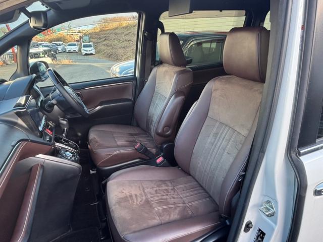 エスクァイア Gi プレミアムパッケージ 4WD TRDエアロ 寒冷地仕様 両側電動スライド アルパイン製10型後席モニター アルパイン製9型ナビ バックカメラ ハーフレザーシート シートヒーター ETC ステアリングヒーター 純正エンスタ(44枚目)