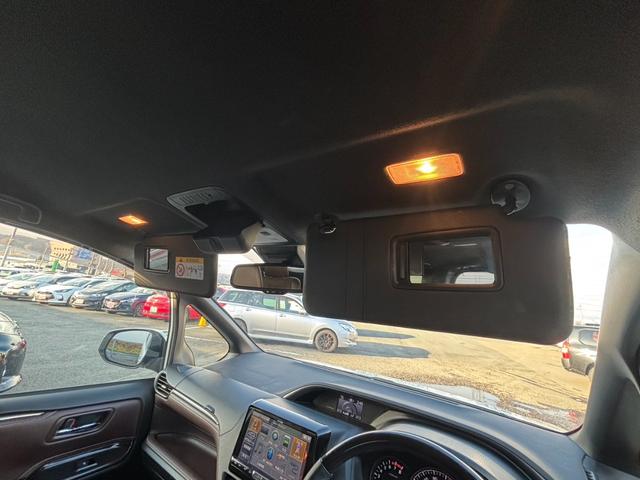 エスクァイア Gi プレミアムパッケージ 4WD TRDエアロ 寒冷地仕様 両側電動スライド アルパイン製10型後席モニター アルパイン製9型ナビ バックカメラ ハーフレザーシート シートヒーター ETC ステアリングヒーター 純正エンスタ(50枚目)