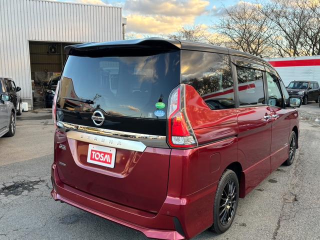 セレナ ハイウェイスター　ＶセレクションＩＩ　４ＷＤ　両側電動スライドドア　フリップダウンモニター　純正メモリーナビ　全周囲カメラ　セーフティパックＢ　インテリジェントエマージェンシーブレーキ　インテリジェントルームミラー　ＬＥＤヘッド（19枚目）