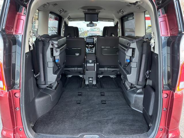 セレナ ハイウェイスター　ＶセレクションＩＩ　４ＷＤ　両側電動スライドドア　フリップダウンモニター　純正メモリーナビ　全周囲カメラ　セーフティパックＢ　インテリジェントエマージェンシーブレーキ　インテリジェントルームミラー　ＬＥＤヘッド（43枚目）