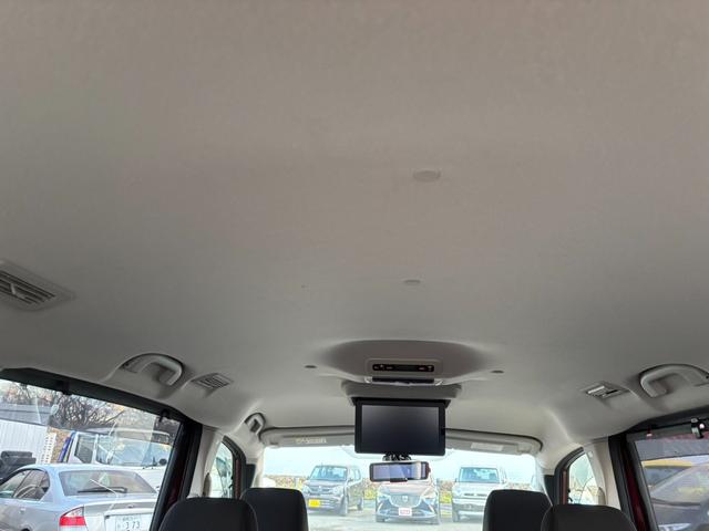 セレナ ハイウェイスター　ＶセレクションＩＩ　４ＷＤ　両側電動スライドドア　フリップダウンモニター　純正メモリーナビ　全周囲カメラ　セーフティパックＢ　インテリジェントエマージェンシーブレーキ　インテリジェントルームミラー　ＬＥＤヘッド（45枚目）