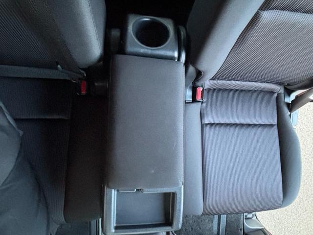 セレナ ハイウェイスター　ＶセレクションＩＩ　４ＷＤ　両側電動スライドドア　フリップダウンモニター　純正メモリーナビ　全周囲カメラ　セーフティパックＢ　インテリジェントエマージェンシーブレーキ　インテリジェントルームミラー　ＬＥＤヘッド（46枚目）