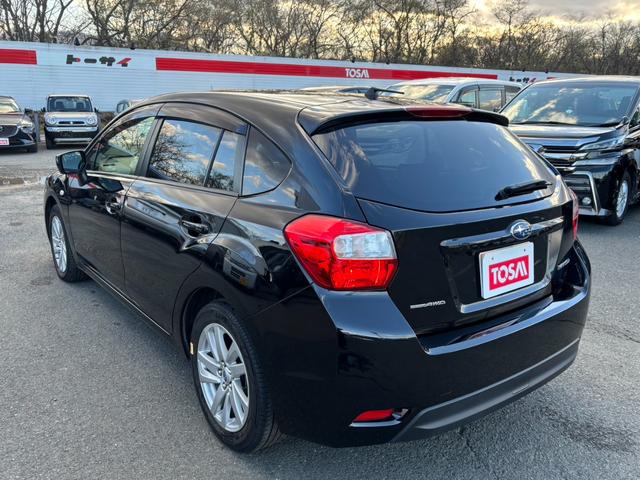 インプレッサスポーツ 1.6i-Lアイサイト カロッツェリア製SDナビ バックカメラ レーダークルーズ HIDヘッドライト LEDフォグ オートライト オートエアコン レーンキープアシスト 純正革巻きステアリング 雨滴感知オートワイパー(22枚目)