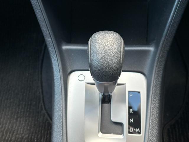 インプレッサスポーツ 1.6i-Lアイサイト カロッツェリア製SDナビ バックカメラ レーダークルーズ HIDヘッドライト LEDフォグ オートライト オートエアコン レーンキープアシスト 純正革巻きステアリング 雨滴感知オートワイパー(27枚目)