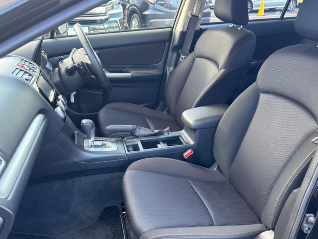 インプレッサスポーツ 1.6i-Lアイサイト カロッツェリア製SDナビ バックカメラ レーダークルーズ HIDヘッドライト LEDフォグ オートライト オートエアコン レーンキープアシスト 純正革巻きステアリング 雨滴感知オートワイパー(35枚目)