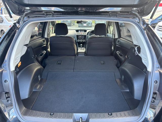 インプレッサスポーツ 1.6i-Lアイサイト カロッツェリア製SDナビ バックカメラ レーダークルーズ HIDヘッドライト LEDフォグ オートライト オートエアコン レーンキープアシスト 純正革巻きステアリング 雨滴感知オートワイパー(37枚目)