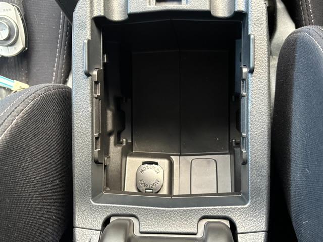インプレッサスポーツ 1.6i-Lアイサイト カロッツェリア製SDナビ バックカメラ レーダークルーズ HIDヘッドライト LEDフォグ オートライト オートエアコン レーンキープアシスト 純正革巻きステアリング 雨滴感知オートワイパー(42枚目)