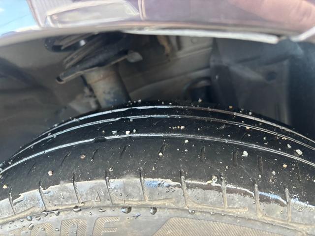 マーチ １２Ｘ　ＦＯＵＲ　４ＷＤ　純正メモリーナビ　スマートキー　盗難防止システム　シートリフター　パワーウィンドウ　衝突安全ボディ　電動格納ミラー　Ｂｌｕｅｔｏｏｔｈ　地デジ　純正１４インチアルミ（12枚目）