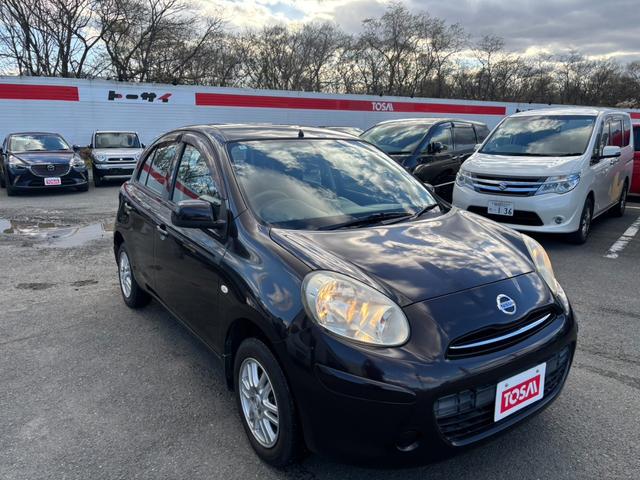 マーチ １２Ｘ　ＦＯＵＲ　４ＷＤ　純正メモリーナビ　スマートキー　盗難防止システム　シートリフター　パワーウィンドウ　衝突安全ボディ　電動格納ミラー　Ｂｌｕｅｔｏｏｔｈ　地デジ　純正１４インチアルミ（16枚目）