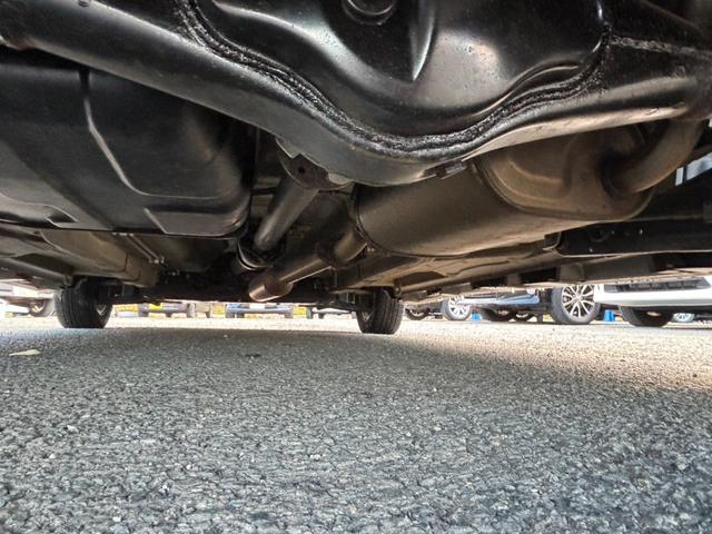 デリカＤ：２ Ｘ　片側パワースライドドア　エクリプス製メモリーナビ　バックカメラ　シートヒーター　スマートキー　プライバシーガラス　オートエアコン　リアヒーターダクト　ヒーテッドドアミラー　純正１４インチアルミ（19枚目）