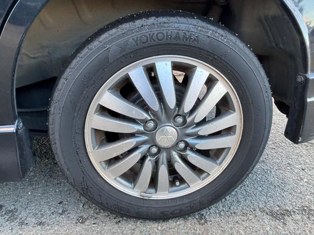 デリカＤ：２ Ｘ　片側パワースライドドア　エクリプス製メモリーナビ　バックカメラ　シートヒーター　スマートキー　プライバシーガラス　オートエアコン　リアヒーターダクト　ヒーテッドドアミラー　純正１４インチアルミ（45枚目）