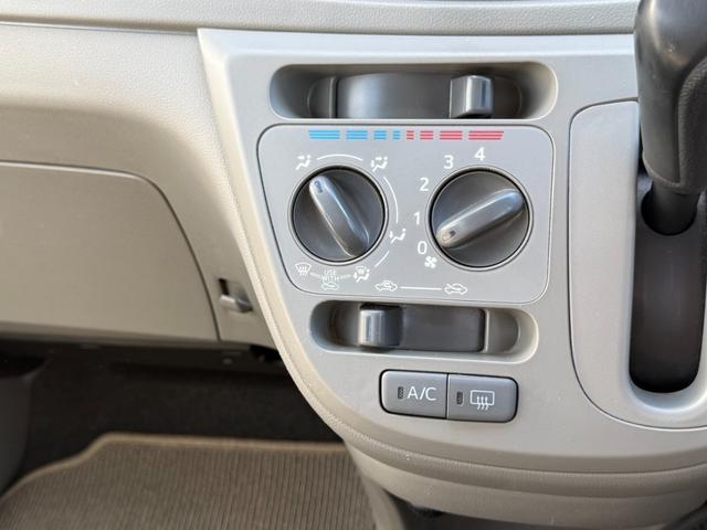 ミライース Lf メモリアルエディション 4WD オーディオ アイドリングストップ 衝突安全ボディ パワーウインドウ ヒルスタートアシスト UVカットガラス リバース連動リアワイパー セキュリティアラーム(5枚目)