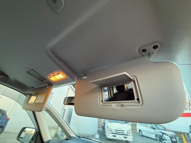 セレナ ハイウェイスター　４ＷＤ　両側電動スライドドア　フリップダウンモニター　純正ＨＤＤナビ　全周囲カメラ　ＨＩＤヘッドライト　クルーズコントロール　純正１５インチアルミ　純正革巻きステアリング　オートエアコン　オートライト（50枚目）