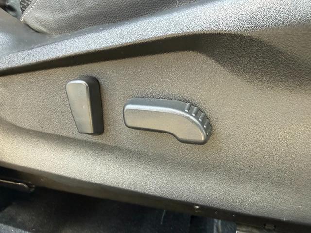 フォレスター アドバンス　４ＷＤ　純正ナビ　バックカメラ　アイサイトセーフティプラス　レーダークルーズ　合皮シート　パワーシート　シートヒーター　パワーバックドア　ＬＥＤヘッド　レーンキープアシスト　ヘッドランプウォッシャー（8枚目）