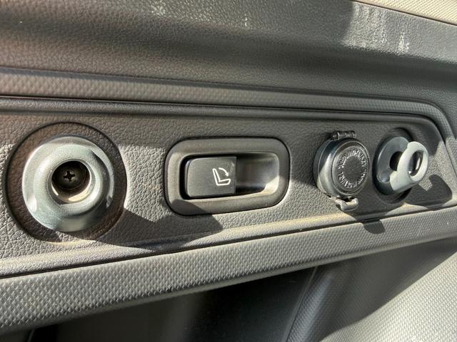 フォレスター アドバンス　４ＷＤ　純正ナビ　バックカメラ　アイサイトセーフティプラス　レーダークルーズ　合皮シート　パワーシート　シートヒーター　パワーバックドア　ＬＥＤヘッド　レーンキープアシスト　ヘッドランプウォッシャー（44枚目）