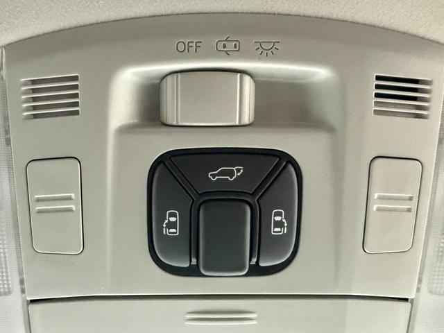 ヴェルファイア 2.4Z プラチナセレクションII 4WD 寒冷地仕様 両側電動スライドドア 純正HDDナビ バックカメラ パワーバックドア HIDヘッドライト クリアランスソナー 純正18インチアルミ ETC オートライト オートエアコン(4枚目)