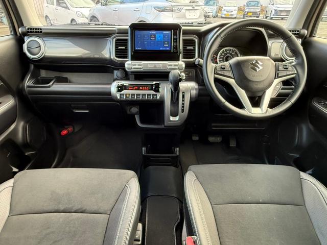 クロスビー ハイブリッドＭＺ　ターボ　Ｃａｒｒｏｚｚｅｒｉａ製メモリーナビ　バックカメラ　セーフティサポート　レーダークルーズ　レーンキープ　ＬＥＤヘッド・フォグ　ハーフレザーシート　シートヒーター　ＥＴＣ　フルセグ　ＣＤ／ＤＶＤ（2枚目）