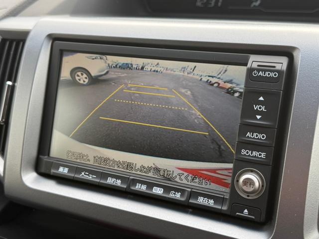 ステップワゴンスパーダ Ｚ　インターナビセレクション　フリップダウンモニター　両側電動スライドドア　寒冷地仕様　純正ＨＤＤナビ　バックカメラ　ＥＴＣ　クルーズコントロール　ＨＩＤヘッドライト　スマートキー　フルセグＴＶ　ＣＤ／ＤＶＤ　ステアリングスイッチ（6枚目）