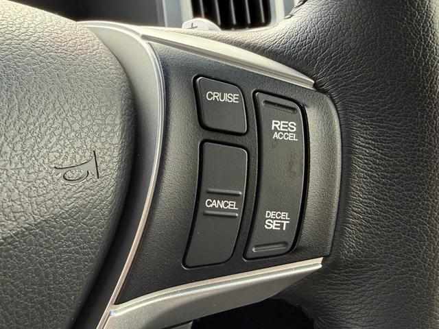 ステップワゴンスパーダ Ｚ　インターナビセレクション　フリップダウンモニター　両側電動スライドドア　寒冷地仕様　純正ＨＤＤナビ　バックカメラ　ＥＴＣ　クルーズコントロール　ＨＩＤヘッドライト　スマートキー　フルセグＴＶ　ＣＤ／ＤＶＤ　ステアリングスイッチ（8枚目）