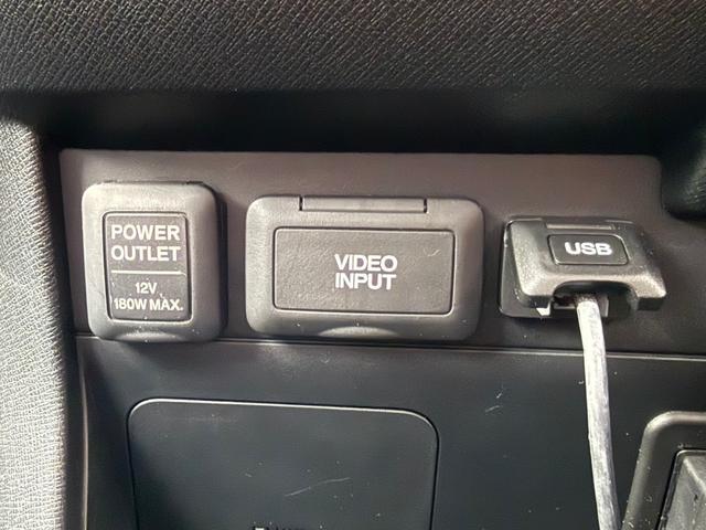 ステップワゴンスパーダ Ｚ　インターナビセレクション　フリップダウンモニター　両側電動スライドドア　寒冷地仕様　純正ＨＤＤナビ　バックカメラ　ＥＴＣ　クルーズコントロール　ＨＩＤヘッドライト　スマートキー　フルセグＴＶ　ＣＤ／ＤＶＤ　ステアリングスイッチ（36枚目）