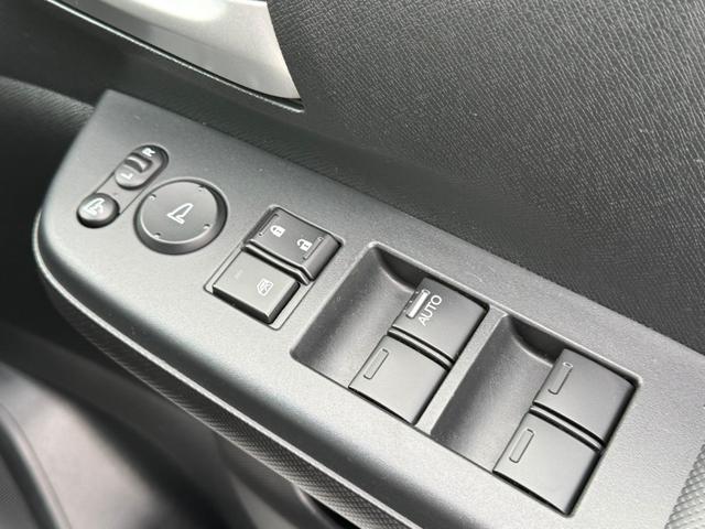 ステップワゴンスパーダ Ｚ　インターナビセレクション　フリップダウンモニター　両側電動スライドドア　寒冷地仕様　純正ＨＤＤナビ　バックカメラ　ＥＴＣ　クルーズコントロール　ＨＩＤヘッドライト　スマートキー　フルセグＴＶ　ＣＤ／ＤＶＤ　ステアリングスイッチ（39枚目）