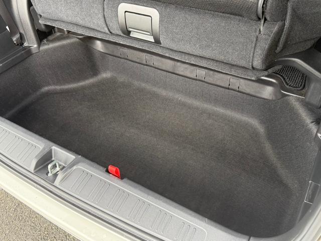 ステップワゴンスパーダ Ｚ　インターナビセレクション　フリップダウンモニター　両側電動スライドドア　寒冷地仕様　純正ＨＤＤナビ　バックカメラ　ＥＴＣ　クルーズコントロール　ＨＩＤヘッドライト　スマートキー　フルセグＴＶ　ＣＤ／ＤＶＤ　ステアリングスイッチ（46枚目）