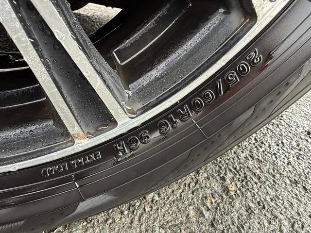 ステップワゴンスパーダ Ｚ　インターナビセレクション　フリップダウンモニター　両側電動スライドドア　寒冷地仕様　純正ＨＤＤナビ　バックカメラ　ＥＴＣ　クルーズコントロール　ＨＩＤヘッドライト　スマートキー　フルセグＴＶ　ＣＤ／ＤＶＤ　ステアリングスイッチ（61枚目）