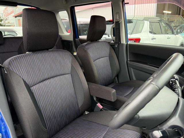 ソリオバンディット 4WD 純正エアロ 両側パワースライドドア KENWOOD製メモリーナビ HIDヘッドライト ETC スマートキー オートライト オートエアコン ステアリングスイッチ DVD再生 純正アルミホイール(9枚目)