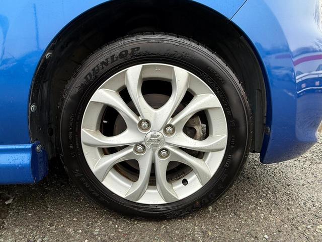 ソリオバンディット 4WD 純正エアロ 両側パワースライドドア KENWOOD製メモリーナビ HIDヘッドライト ETC スマートキー オートライト オートエアコン ステアリングスイッチ DVD再生 純正アルミホイール(14枚目)