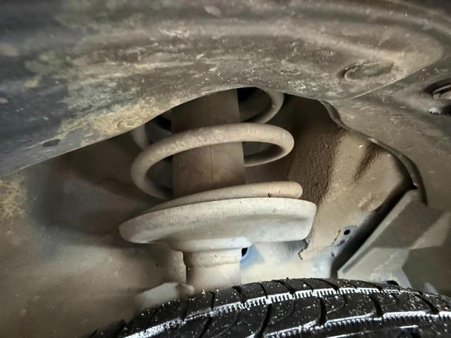 ソリオバンディット 4WD 純正エアロ 両側パワースライドドア KENWOOD製メモリーナビ HIDヘッドライト ETC スマートキー オートライト オートエアコン ステアリングスイッチ DVD再生 純正アルミホイール(53枚目)