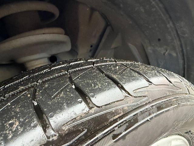 ソリオバンディット 4WD 純正エアロ 両側パワースライドドア KENWOOD製メモリーナビ HIDヘッドライト ETC スマートキー オートライト オートエアコン ステアリングスイッチ DVD再生 純正アルミホイール(57枚目)