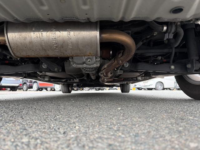 セレナ 　ＡＬＰＩＮＥ製１２．８インチ後席モニター　両側電動スライドドア　プロパイロット　ＡＬＰＩＮＥ製９インチメモリーナビ　全周囲モニター　エマージェンシーブレーキ　前後ドラレコ　ＥＴＣ　デジタルインナーミラ（21枚目）