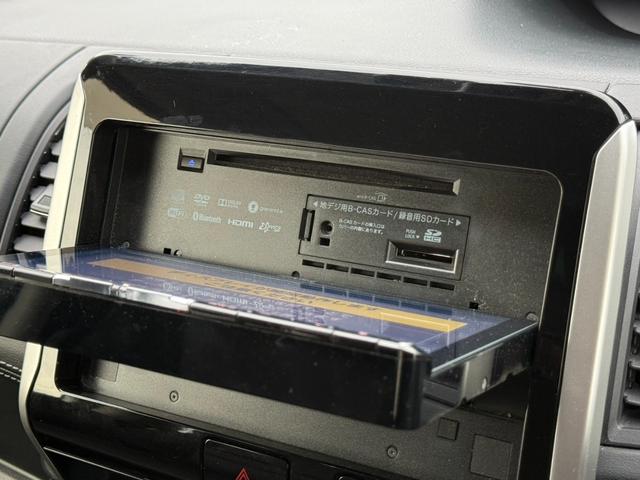 セレナ 　ＡＬＰＩＮＥ製１２．８インチ後席モニター　両側電動スライドドア　プロパイロット　ＡＬＰＩＮＥ製９インチメモリーナビ　全周囲モニター　エマージェンシーブレーキ　前後ドラレコ　ＥＴＣ　デジタルインナーミラ（24枚目）