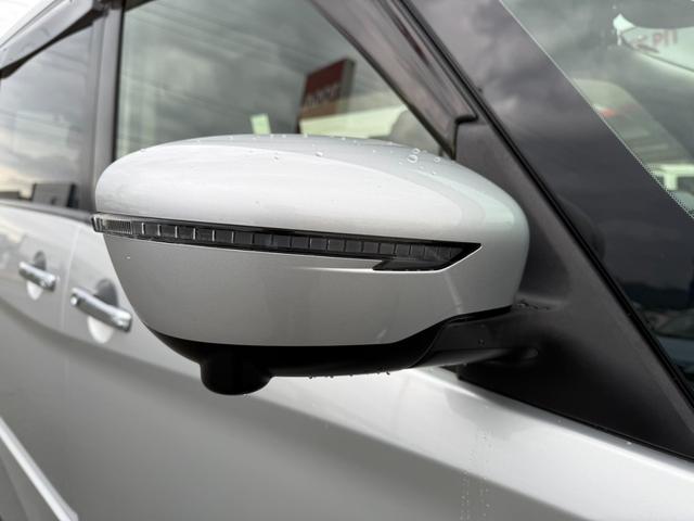 セレナ 　ＡＬＰＩＮＥ製１２．８インチ後席モニター　両側電動スライドドア　プロパイロット　ＡＬＰＩＮＥ製９インチメモリーナビ　全周囲モニター　エマージェンシーブレーキ　前後ドラレコ　ＥＴＣ　デジタルインナーミラ（56枚目）