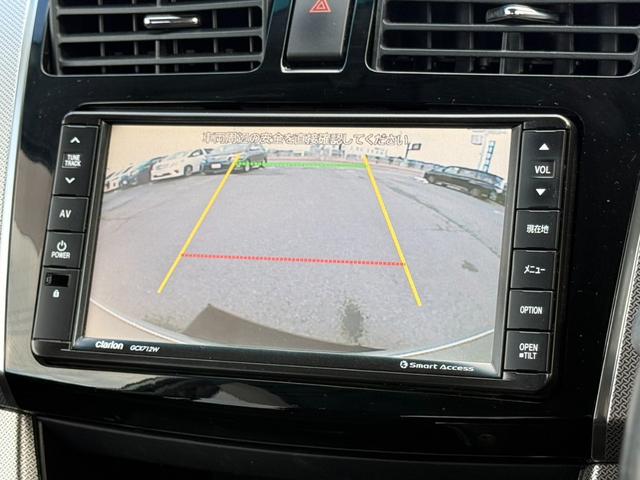 ステラ カスタムＲ　４ＷＤ　Ｃｌａｒｉｏｎ製メモリーナビ　バックカメラ　スマートアシスト　ＥＴＣ　ＨＩＤヘッド　スマートキー　クリアランスソナー　横滑り防止装置　Ｂｌｕｅｔｏｏｔｈ　ＣＤ／ＤＶＤ　アイドリングストップ（5枚目）