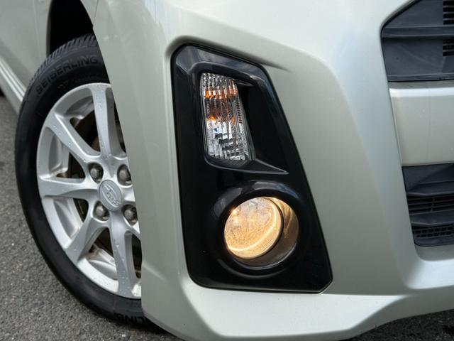 ステラ カスタムＲ　４ＷＤ　Ｃｌａｒｉｏｎ製メモリーナビ　バックカメラ　スマートアシスト　ＥＴＣ　ＨＩＤヘッド　スマートキー　クリアランスソナー　横滑り防止装置　Ｂｌｕｅｔｏｏｔｈ　ＣＤ／ＤＶＤ　アイドリングストップ（15枚目）