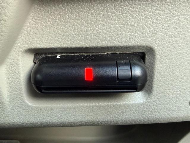 スペーシア T 4WD 片側パワースライドドア Clarion製メモリーナビ バックカメラ シートヒーター スマートキー ETC アイドリングストップ 純正14インチアルミホイール CD/DVD Bluetooth(8枚目)