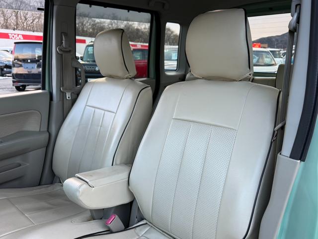 スペーシア T 4WD 片側パワースライドドア Clarion製メモリーナビ バックカメラ シートヒーター スマートキー ETC アイドリングストップ 純正14インチアルミホイール CD/DVD Bluetooth(10枚目)