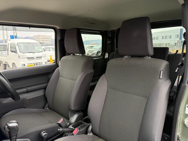 ジムニー XC 4WD 純正メモリーナビ バックカメラ セーフティサポート クルーズコントロール シートヒーター ドラレコ ETC LEDヘッドライト オートライト ヘッドランプウォッシャー 純正革巻きステアリング(12枚目)