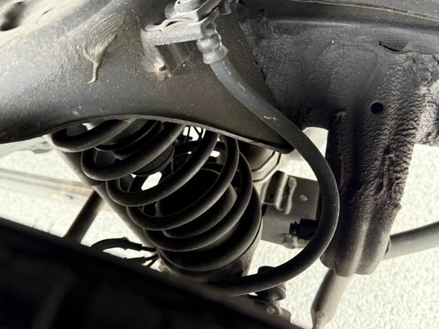 ジムニー XC 4WD 純正メモリーナビ バックカメラ セーフティサポート クルーズコントロール シートヒーター ドラレコ ETC LEDヘッドライト オートライト ヘッドランプウォッシャー 純正革巻きステアリング(61枚目)