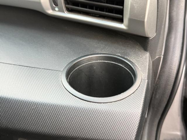 フリード Ｇ　ジャストセレクション＋　４ＷＤ　両側電動スライドドア　純正メモリーナビ　バックカメラ　合皮レザーシート　ＨＩＤヘッド　オートライト　１５インチアルミ　オートエアコン　ステアリングスイッチ　ＥＴＣ　コンフォートビューパッケージ（50枚目）