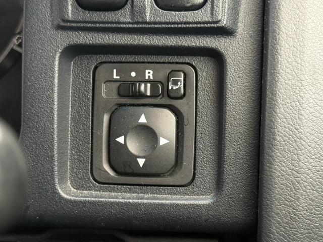 デリカD:5 G ナビパッケージ 4WD 電動スライドドア 純正HDDナビ フロントカメラ サイドカメラ バックカメラ クルーズコントロール シートヒーター パワーシート HIDヘッドライト 18インチアルミ 純正革巻きステアリング(39枚目)