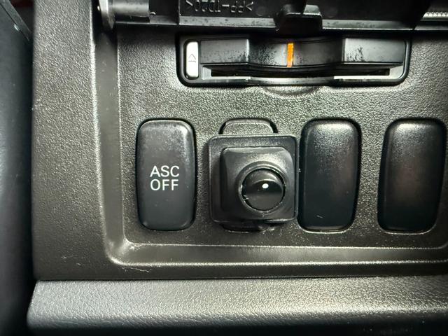 デリカD:5 G ナビパッケージ 4WD 電動スライドドア 純正HDDナビ フロントカメラ サイドカメラ バックカメラ クルーズコントロール シートヒーター パワーシート HIDヘッドライト 18インチアルミ 純正革巻きステアリング(40枚目)