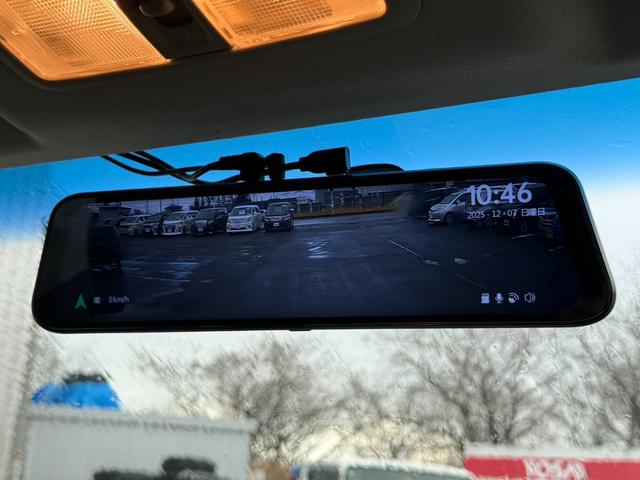 デリカD:5 G ナビパッケージ 4WD 電動スライドドア 純正HDDナビ フロントカメラ サイドカメラ バックカメラ クルーズコントロール シートヒーター パワーシート HIDヘッドライト 18インチアルミ 純正革巻きステアリング(41枚目)