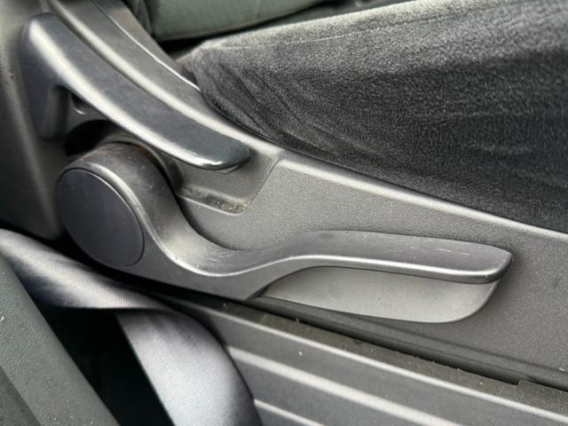 デリカD:5 G ナビパッケージ 4WD 電動スライドドア 純正HDDナビ フロントカメラ サイドカメラ バックカメラ クルーズコントロール シートヒーター パワーシート HIDヘッドライト 18インチアルミ 純正革巻きステアリング(44枚目)