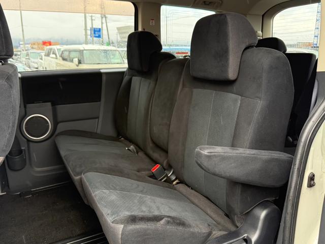 デリカD:5 G ナビパッケージ 4WD 電動スライドドア 純正HDDナビ フロントカメラ サイドカメラ バックカメラ クルーズコントロール シートヒーター パワーシート HIDヘッドライト 18インチアルミ 純正革巻きステアリング(48枚目)