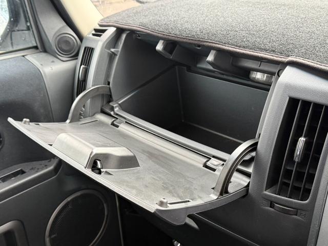 デリカD:5 G ナビパッケージ 4WD 電動スライドドア 純正HDDナビ フロントカメラ サイドカメラ バックカメラ クルーズコントロール シートヒーター パワーシート HIDヘッドライト 18インチアルミ 純正革巻きステアリング(55枚目)