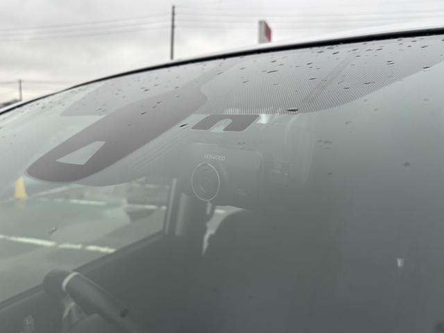 セレナ XV 4WD ハイブリッド 両側電動スライドドア 純正ディスプレイオーディオ 全周囲カメラ プロパイロット インテリジェントルームミラー LEDヘッド シートヒーター ステアリングスイッチ オートライト(7枚目)