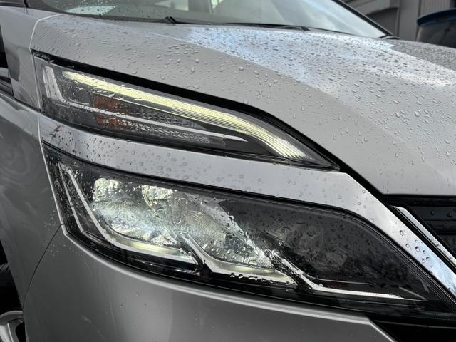 セレナ XV 4WD ハイブリッド 両側電動スライドドア 純正ディスプレイオーディオ 全周囲カメラ プロパイロット インテリジェントルームミラー LEDヘッド シートヒーター ステアリングスイッチ オートライト(15枚目)