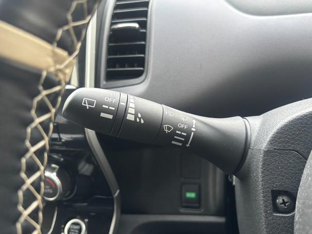 セレナ XV 4WD ハイブリッド 両側電動スライドドア 純正ディスプレイオーディオ 全周囲カメラ プロパイロット インテリジェントルームミラー LEDヘッド シートヒーター ステアリングスイッチ オートライト(37枚目)